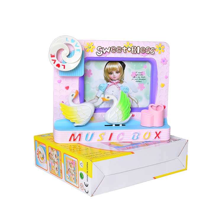 Fotoğraflı Müzik Kutusu | Kurmalı, Hareketli Kuğu Tasarımlı Hediye